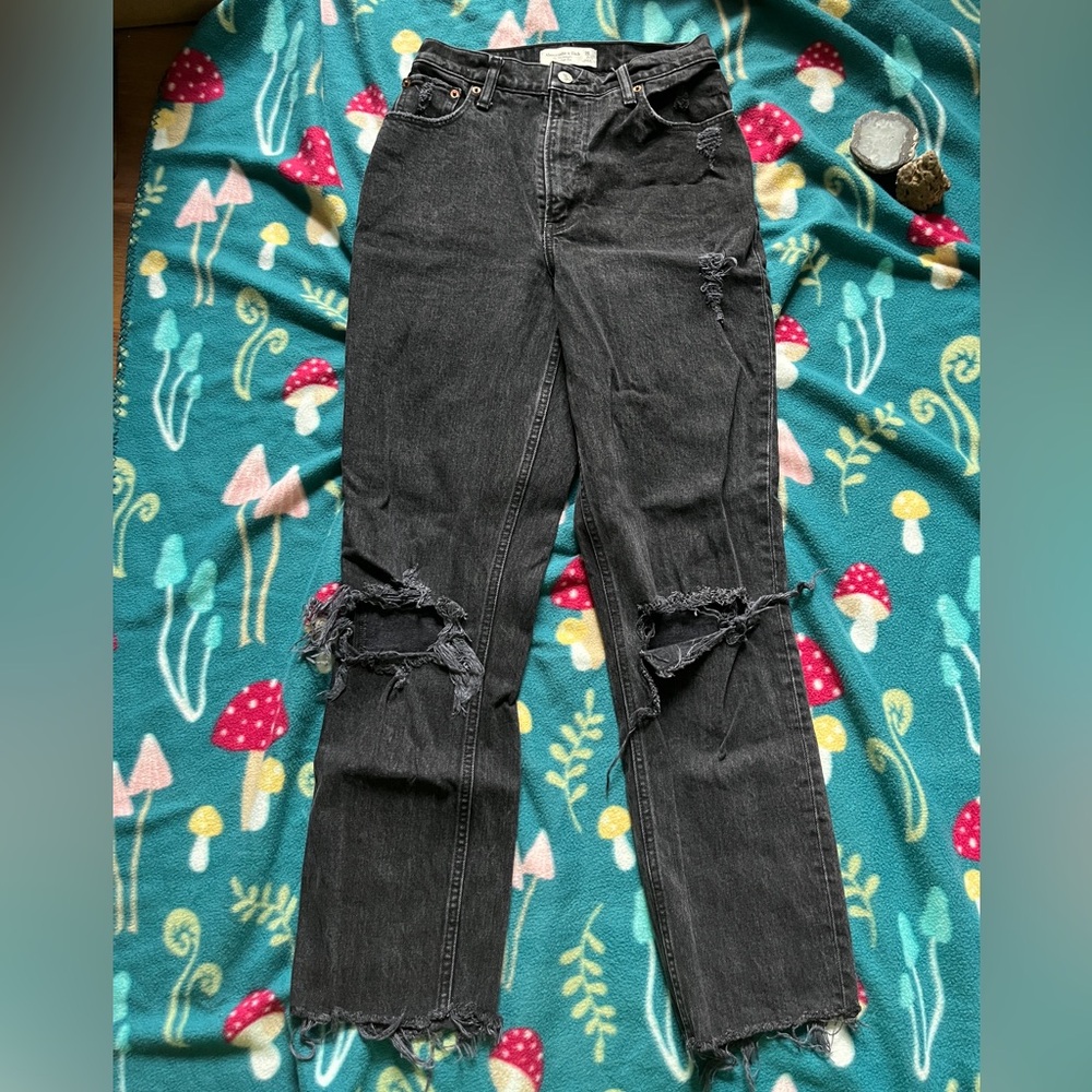 Abercrombie & Fitch the 90’s straight ultra high rise curve love jeans